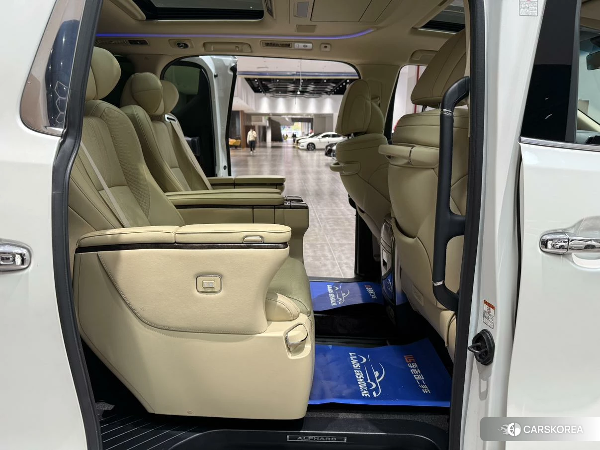 Toyota Elfa id 4452072 из Китая 11