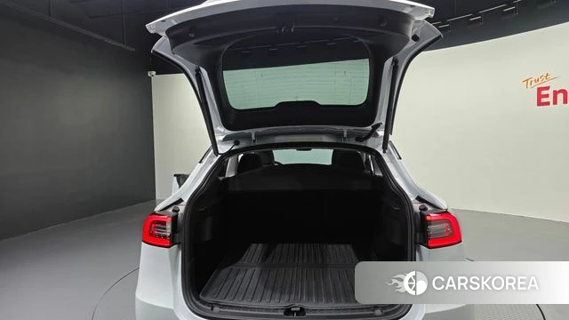 Tesla Model Y id 4549271 из Кореи 11