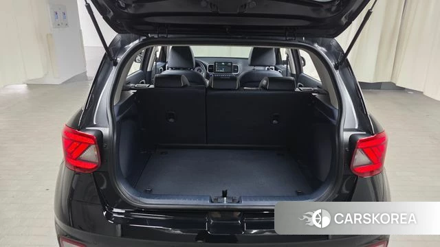 Hyundai Venue id 3936532 из Кореи 11