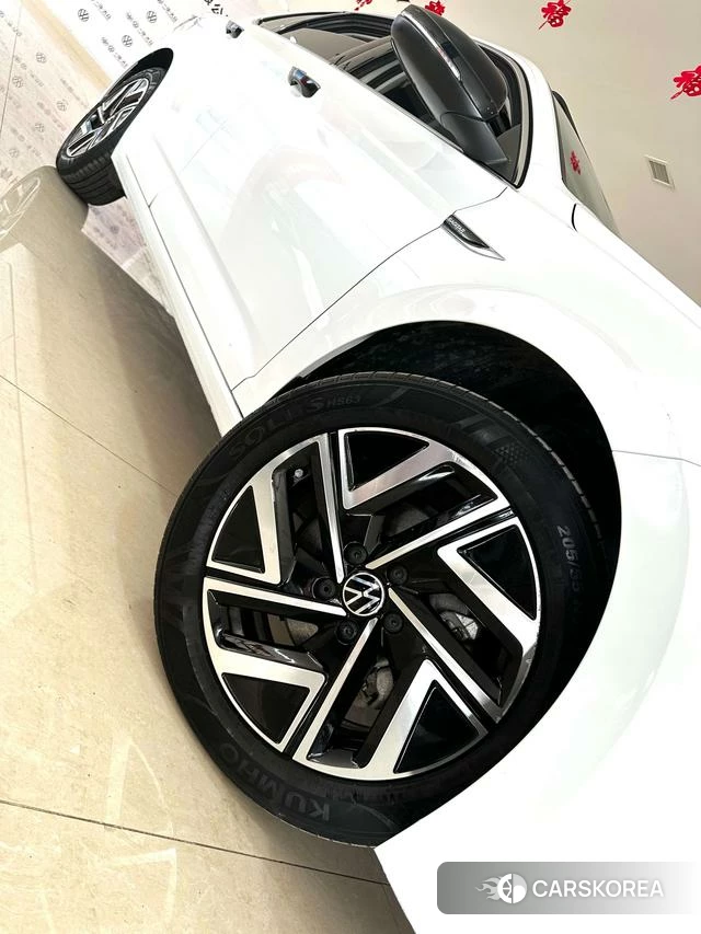 Volkswagen Sagitar id 4255948 из Китая 11