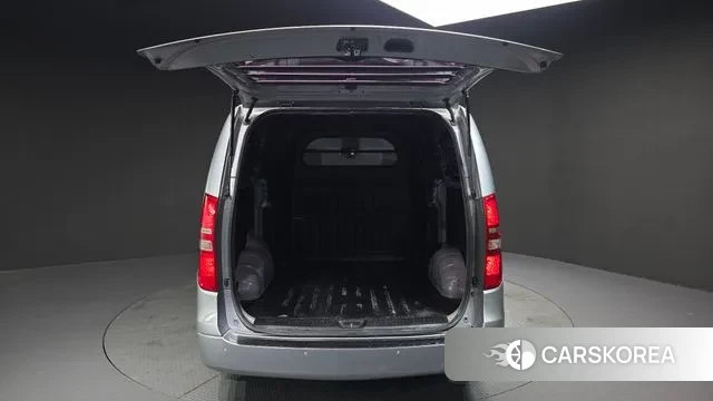 Hyundai The New Grand Starex id 3661902 из Кореи 11