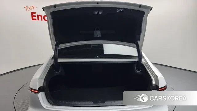 Hyundai Grandeur (GN7) id 3305383 из Кореи 11