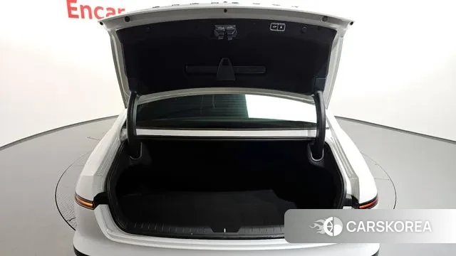 Hyundai Grandeur (GN7) id 3410886 из Кореи 11