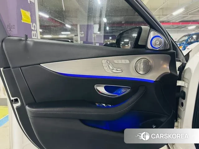 Mercedes-Benz E-Class W213 id 3500028 из Кореи 11