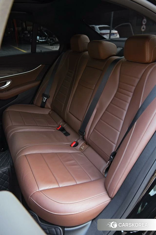 Mercedes-Benz E-class (imported) id 4221904 из Китая 11