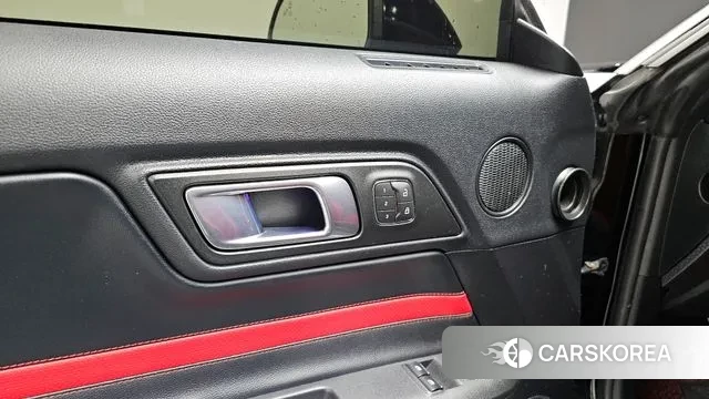 Ford Mustang id 3723304 из Кореи 11