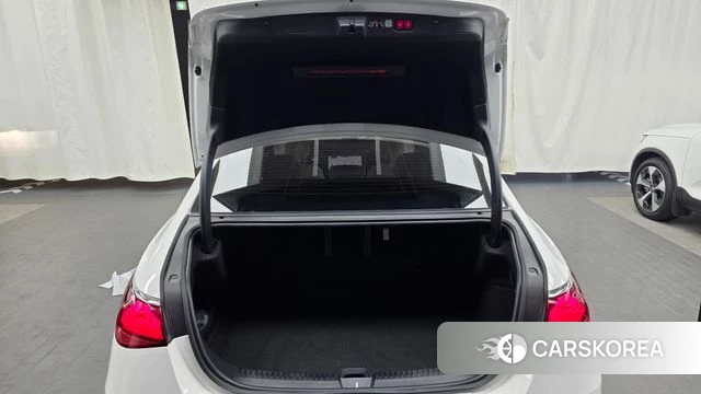 Mercedes-Benz E-Class W214 id 4644877 из Кореи 11