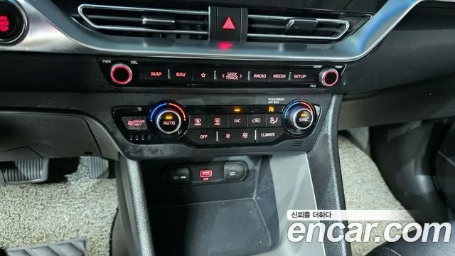 Kia The New Niro id 2945266 из Кореи 11