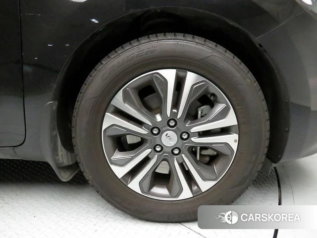 Kia The New Carnival id 4717668 из Кореи 11