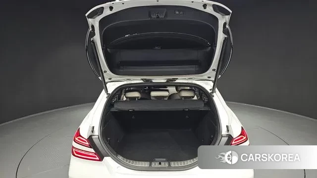 Genesis The New G70 Shooting Brake id 3432394 из Кореи 11