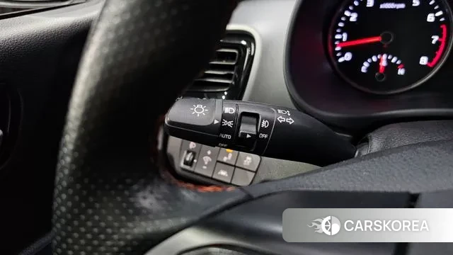 Kia Stonic id 3270165 из Кореи 11