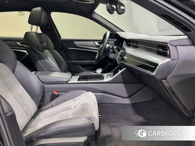 Audi A6L id 3896017 из Китая 11