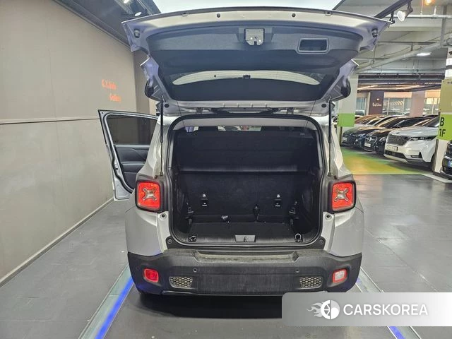 Jeep Renegade id 3801115 из Кореи 11