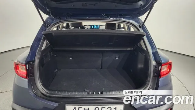 Kia Stonic id 2835115 из Кореи 11