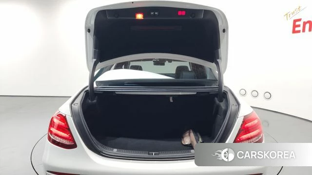 Mercedes-Benz E-Class W213 id 3861657 из Кореи 11