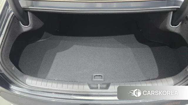 Hyundai Grandeur Hybrid (GN7) id 3934420 из Кореи 11