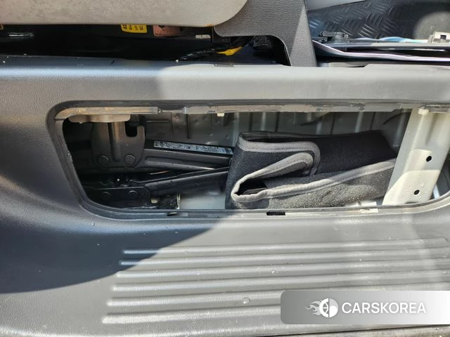 Hyundai The New Grand Starex id 3936493 из Кореи 11