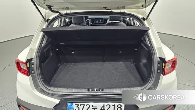 Kia Stonic id 3498796 из Кореи 11