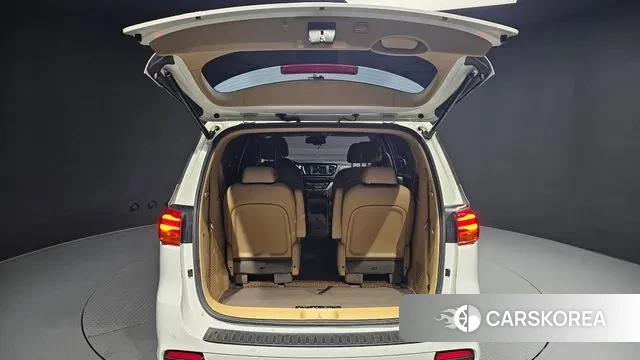 Kia The New Carnival id 3728564 из Кореи 11