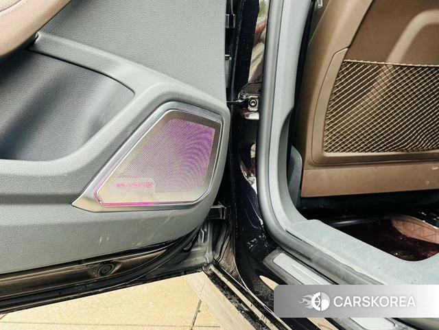 Audi A7L id 4274136 из Китая 11