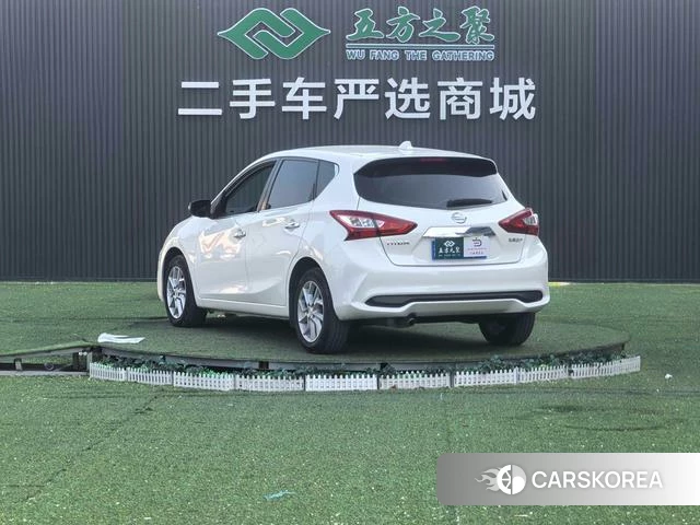 Nissan TIIDA id 4272736 из Китая 11