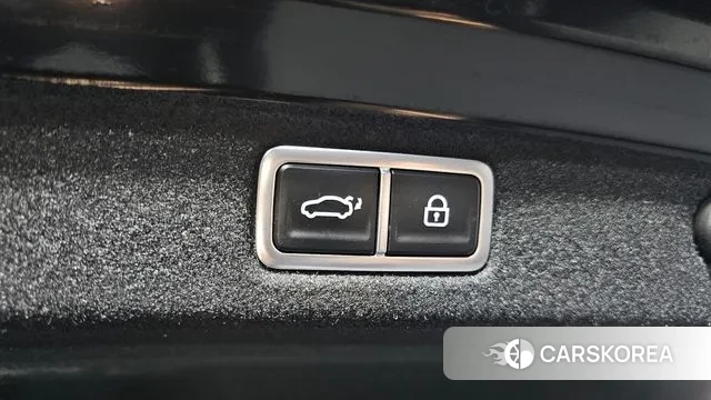 Hyundai Grandeur (GN7) id 3347593 из Кореи 11