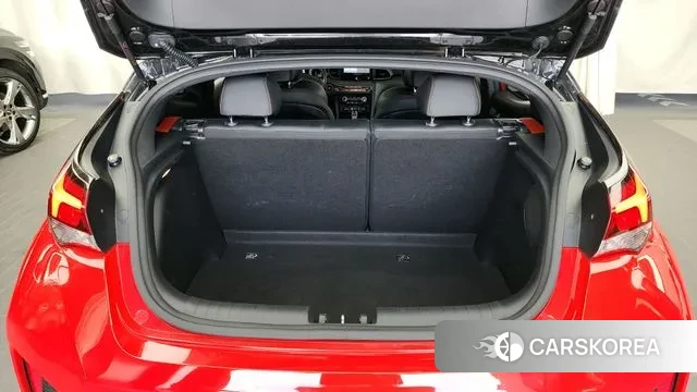 Hyundai Veloster (JS) id 2990834 из Кореи 11