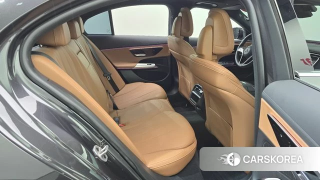 Mercedes-Benz E-Class W214 id 4612574 из Кореи 11