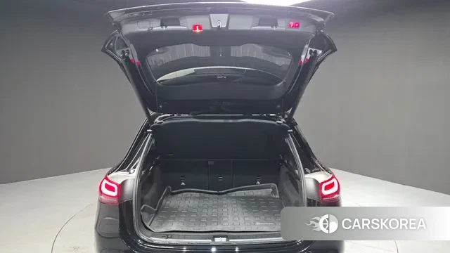 Mercedes-Benz GLA - Class H247 id 3655632 из Кореи 11