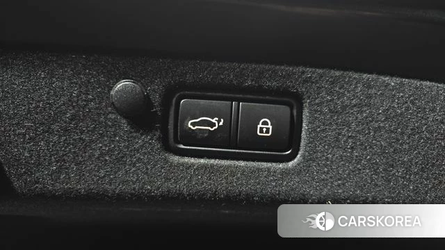 Hyundai The New Grandeur IG Hybrid id 4283073 из Кореи 11