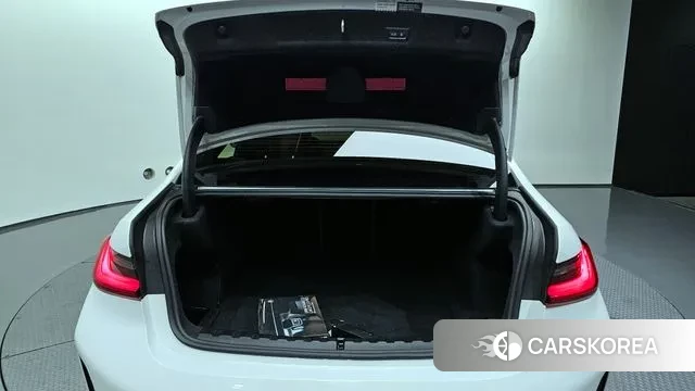 BMW 3 Series (G20) id 2988737 из Кореи 11