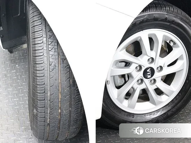 Kia Come New K3 id 3595362 из Кореи 11