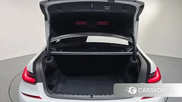 BMW 3 Series (G20) id 3438399 из Кореи 11