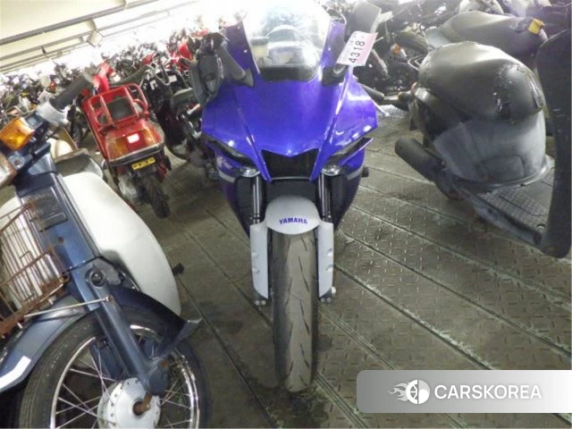 Yamaha YZF-R1 id 4183214 из Японии 11