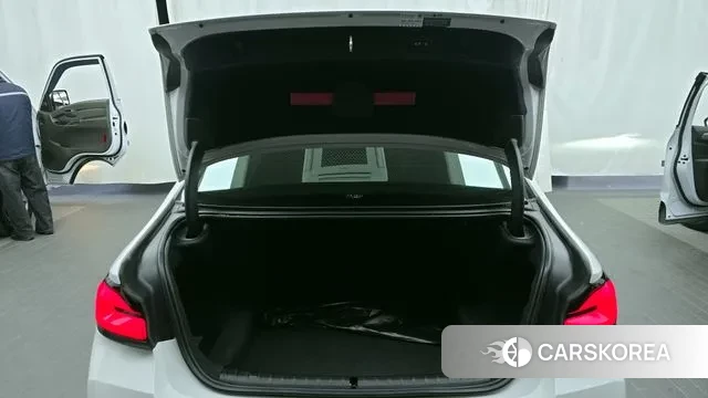 BMW 5 Series (G30) id 3444046 из Кореи 11