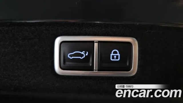 Hyundai Grandeur (GN7) id 2935067 из Кореи 11