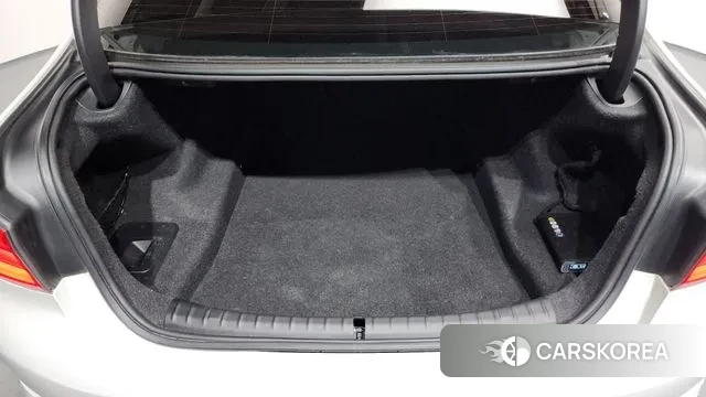 BMW 5 Series (G30) id 3737028 из Кореи 11