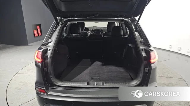 Jeep Cherokee (KL) id 3703210 из Кореи 11