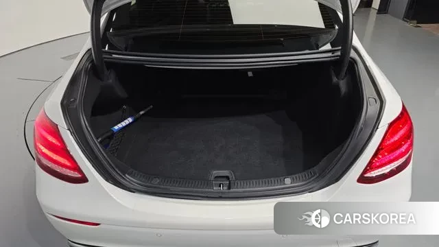 Mercedes-Benz E-Class W213 id 3330797 из Кореи 11