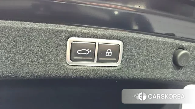 Hyundai Grandeur Hybrid (GN7) id 3316083 из Кореи 11