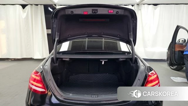 Mercedes-Benz E-Class W213 id 4196356 из Кореи 11