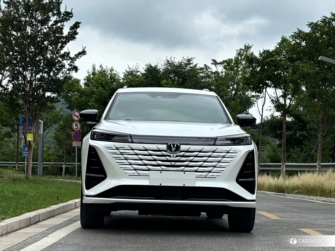 Chang'an Changan CS75PLUS id 4583759 из Китая 11