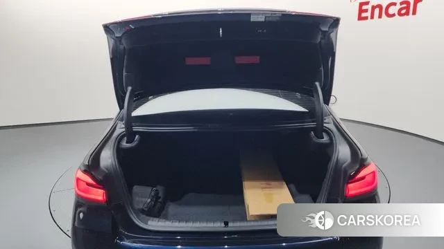 BMW 5 Series (G30) id 3394327 из Кореи 11