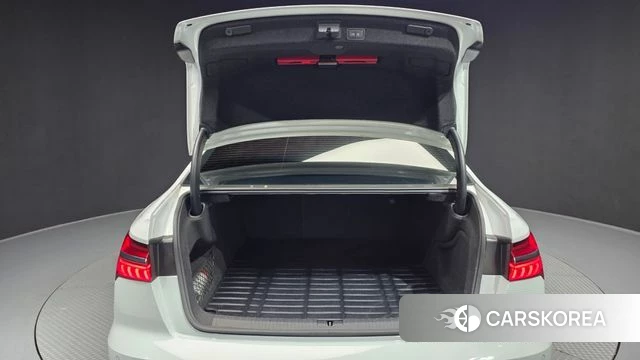 Audi A6 (C8) id 3910942 из Кореи 11