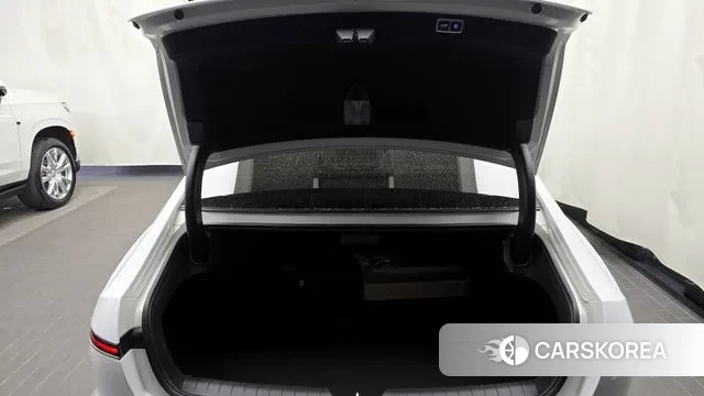 Hyundai Grandeur (GN7) id 3517946 из Кореи 11