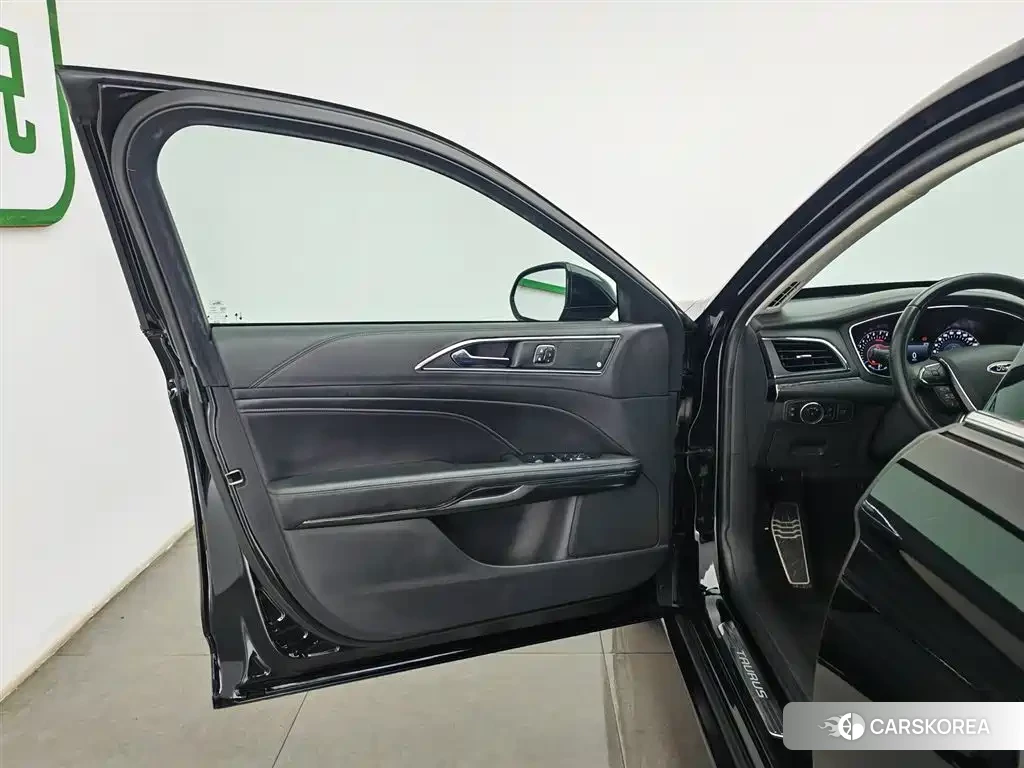 Ford Taurus id 4547494 из Китая 11