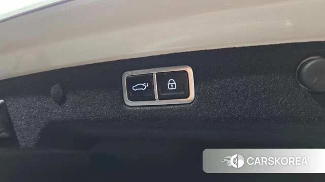 Hyundai Grandeur Hybrid (GN7) id 3805826 из Кореи 11