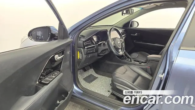 Kia The New Niro id 2547198 из Кореи 11