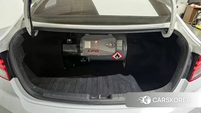 Hyundai The New Avante AD id 3598957 из Кореи 11