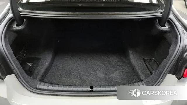 BMW 5 Series (G30) id 3701935 из Кореи 11